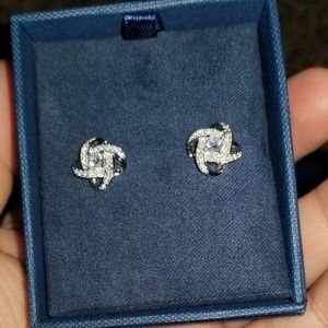 Beautiful 925 sterling silver earrings